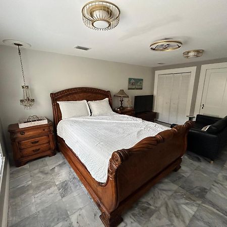 Stylish Bungalow Near Dining, Parks & Entertainment Jacksonville Exteriör bild