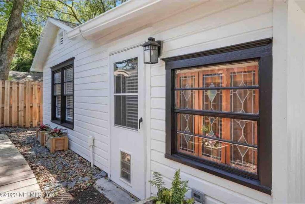 Stylish Bungalow Near Dining, Parks & Entertainment Jacksonville Exteriör bild